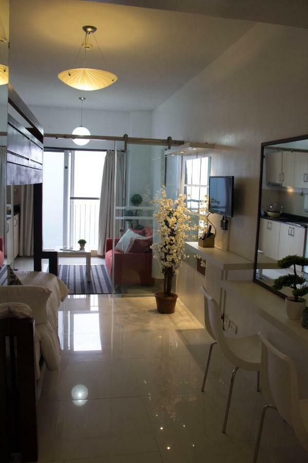Smdc Wind Residences Tagaytay With Balcony 19Th Floor Tagaytay City Bagian luar foto